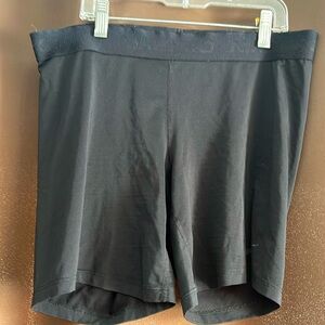 Black Nike Pro 5” shorts. Size M